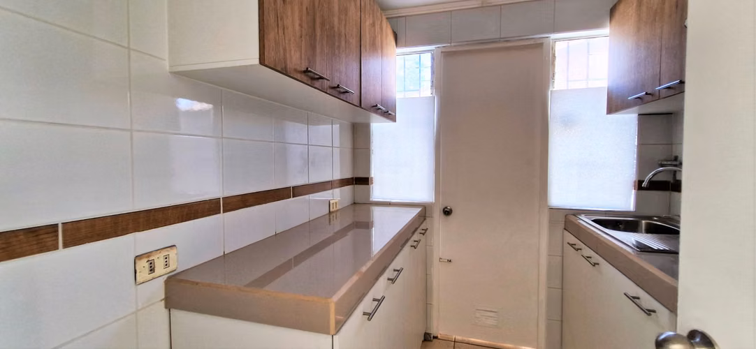 Venta de casa de cuatro dormitorios, en El Sendero, Quillota.  122 M$.