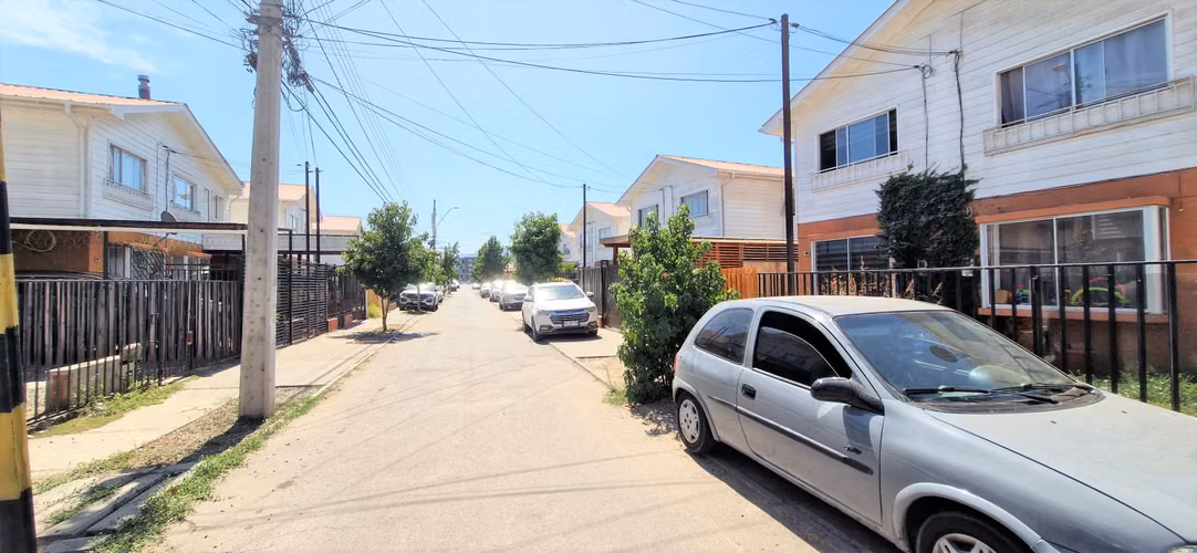 Venta de casa de tres dormitorios, dos baños en parad 6, Quillota.  98 M$.