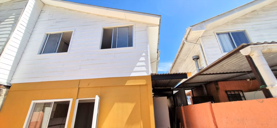 Venta de casa de tres dormitorios, dos baños en parad 6, Quillota.  98 M$.