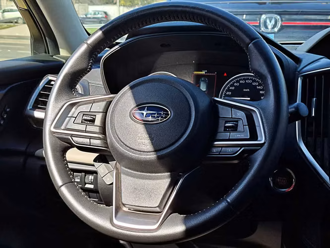 SUBARU FORESTER 2024