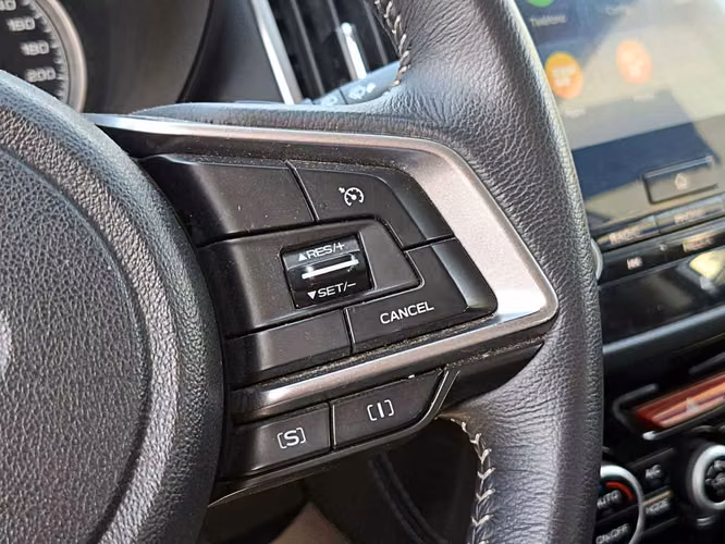 SUBARU FORESTER 2024
