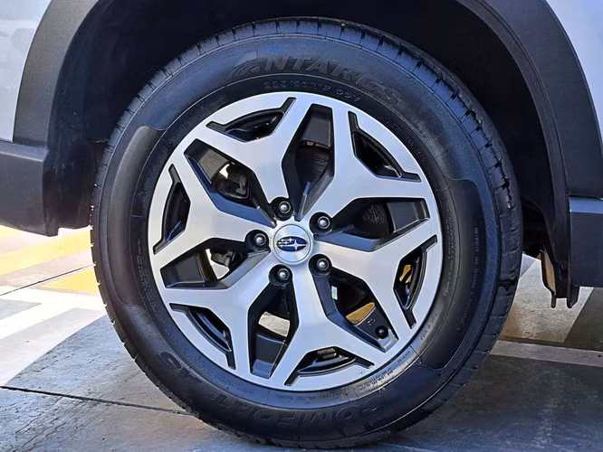 SUBARU FORESTER 2024