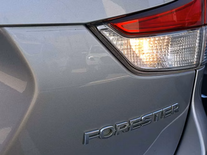 SUBARU FORESTER 2024