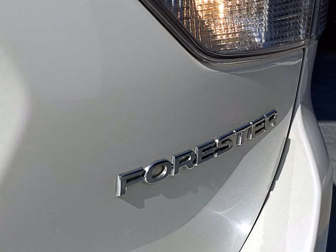 SUBARU FORESTER 2024