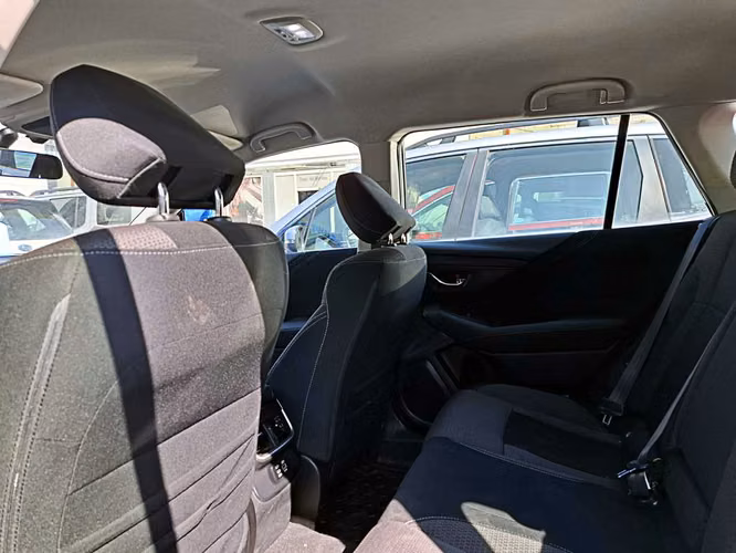 SUBARU OUTBACK 2024