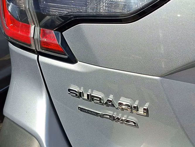SUBARU OUTBACK 2024