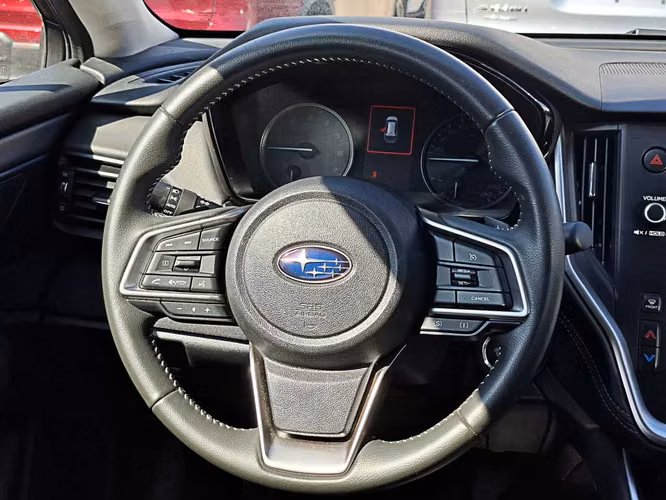 SUBARU OUTBACK 2024