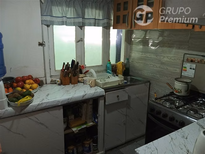Amplia propiedad con 2 viviendas, gran patio - San Bernardo - Imagen 24