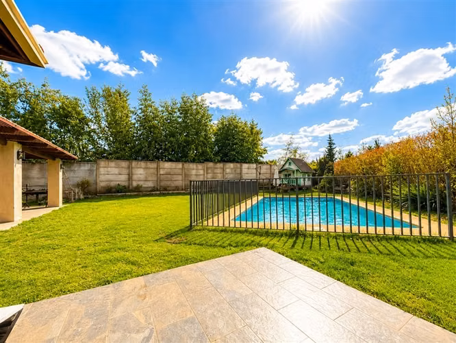 Vendemos Excelente Casa en Condominio, Sector Oriente Talca. - Imagen 18