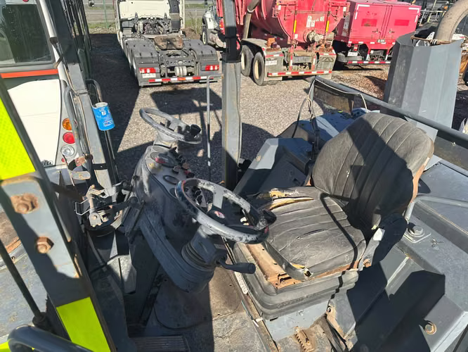 RODILLO NEUMATICO MARCA BOMAG MODELO BW24 AÑO 2008