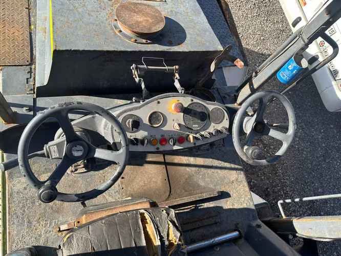 RODILLO NEUMATICO MARCA BOMAG MODELO BW24 AÑO 2008