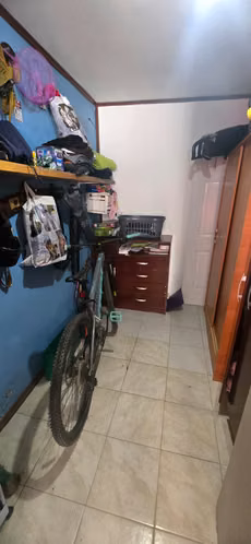 SE VENDE AMPLIO TERRENO CON 3 CASAS, CHIGUAYANTE.