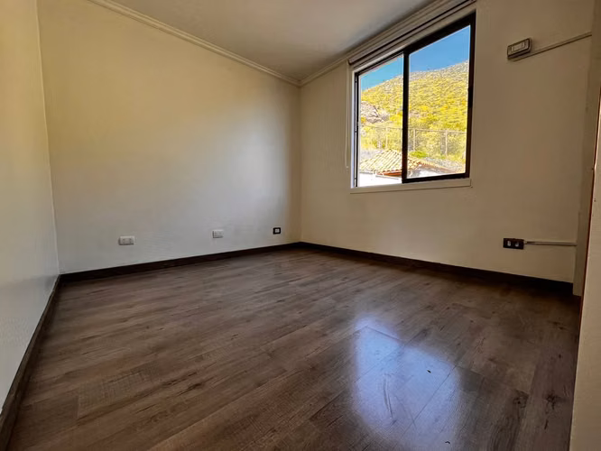 Condominio - Av Las Flores - B