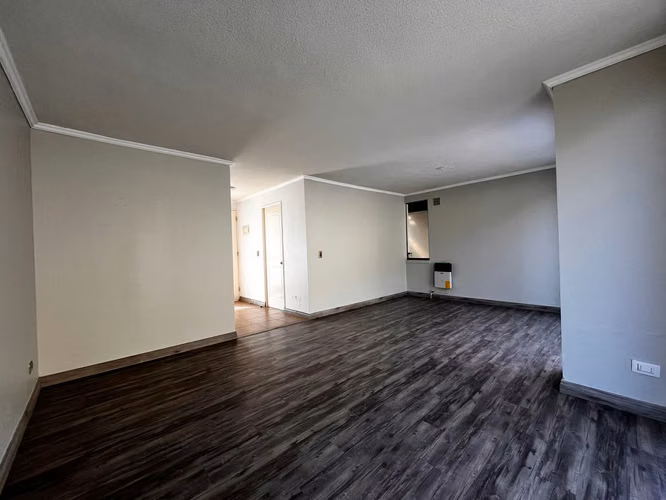 Condominio - Av Las Flores - B