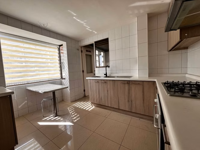 Condominio - Av Las Flores - B