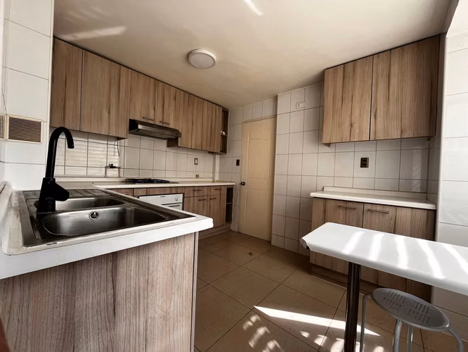 Condominio - Av Las Flores - B