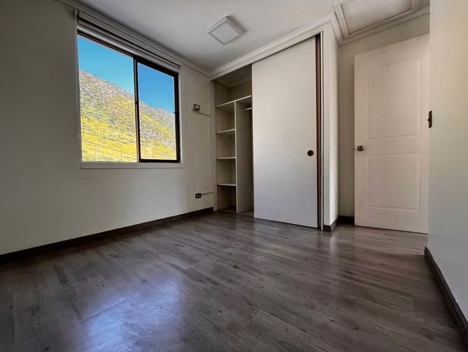 Condominio - Av Las Flores - B