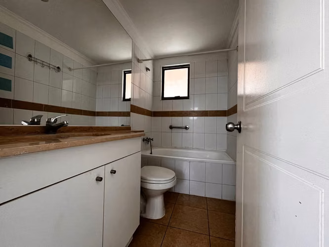 Condominio - Av Las Flores - B