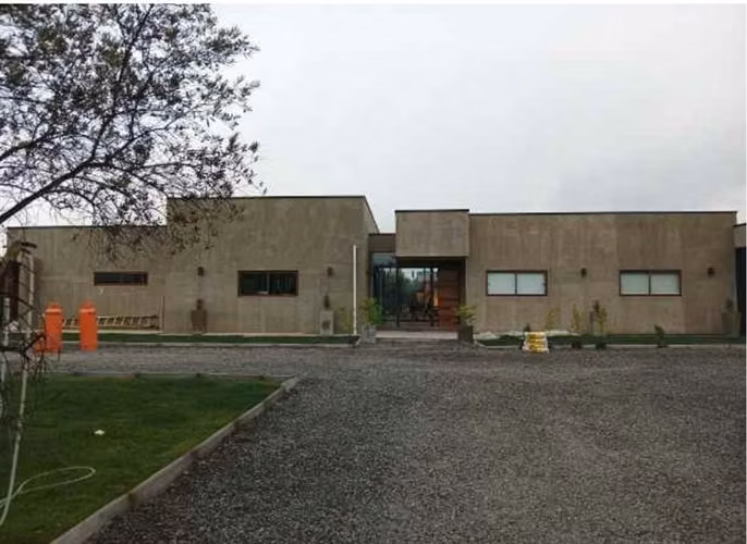 Parcela con casa en venta Fundo los Olivos