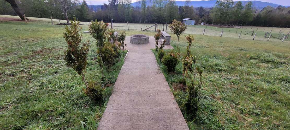 PARCELA 1 ha CON 2 CASAS 200 m2, QUINCHO, SAUNA Y TINAJA – El Liuco, Gorbea