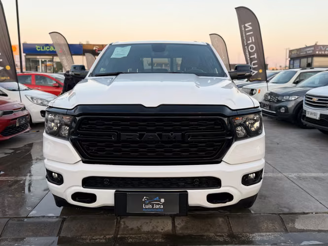 RAM 1500 BIG HORN 4X4