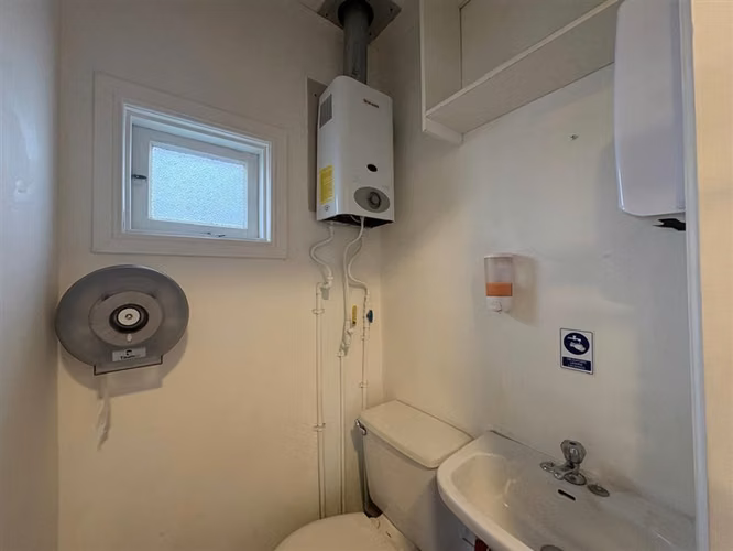 TU OFICINA AQUI, CENTRICA 2 PLANTAS, USO DE SUELO COMERCIAL - Imagen 9