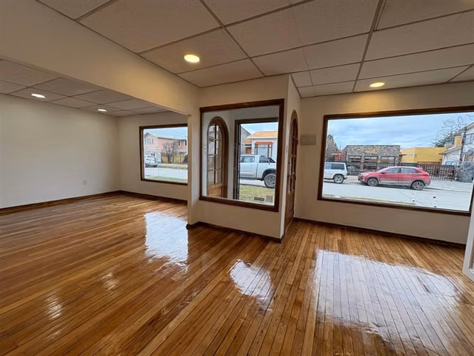 Ideal para oficinas, local comercial 2b 2 plantas centro PUQ