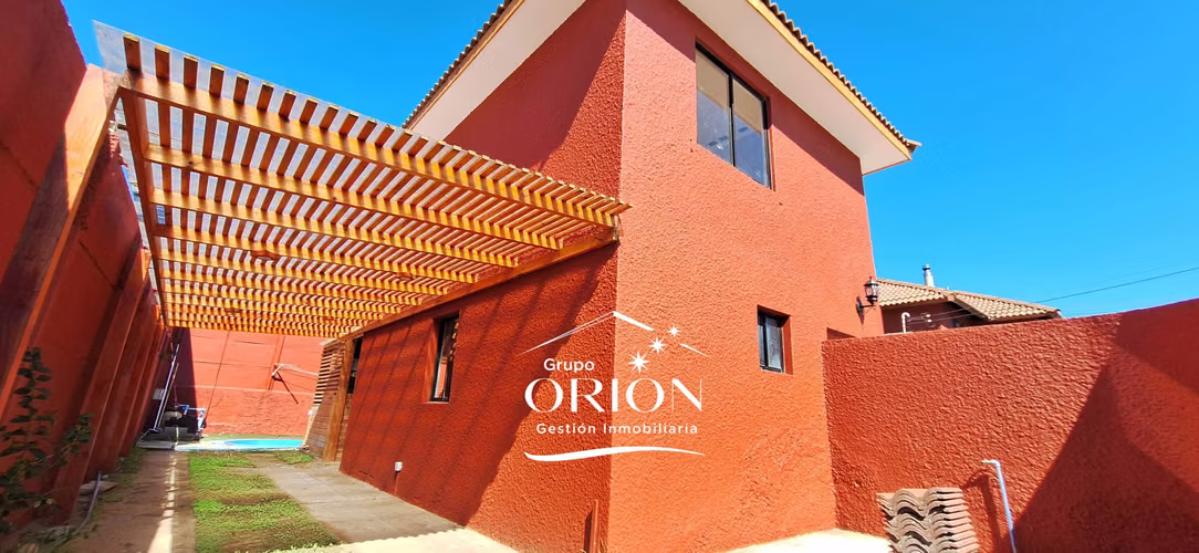ARRIENDO CASA REMODELADA (179888)