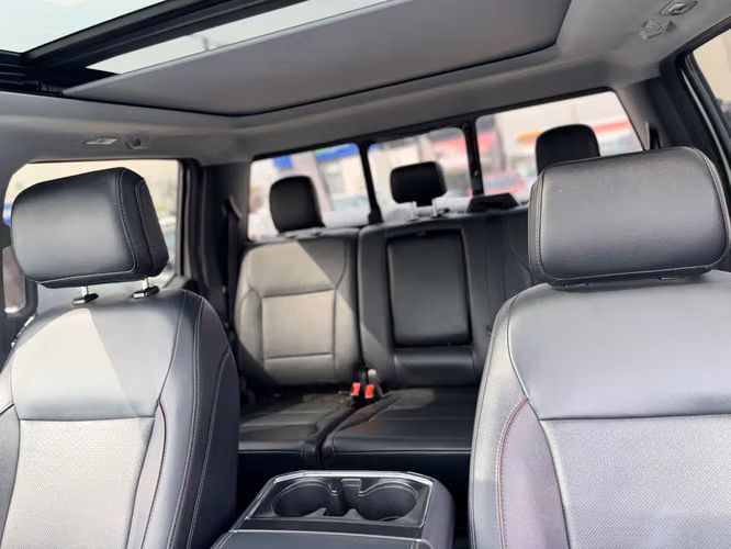 FORD F150 LARIAT 4X4 - Imagen 13