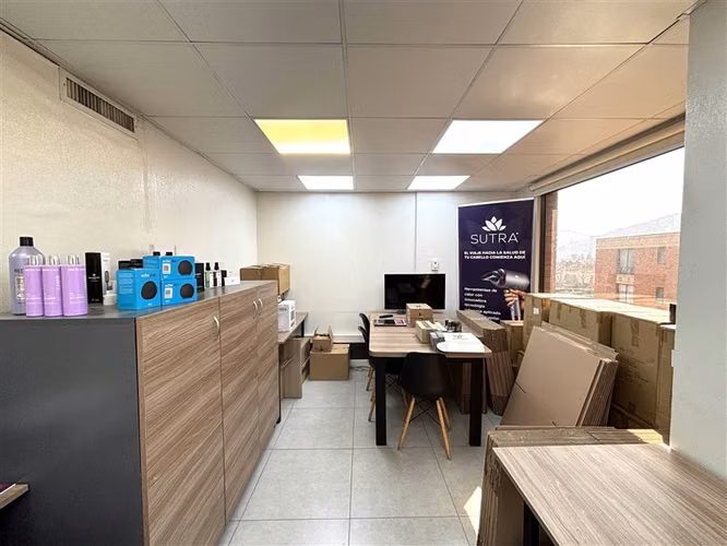 Oficina en arriendo en Las Condes