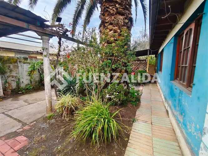 Casa en venta de 5 dorm. en Talagante
