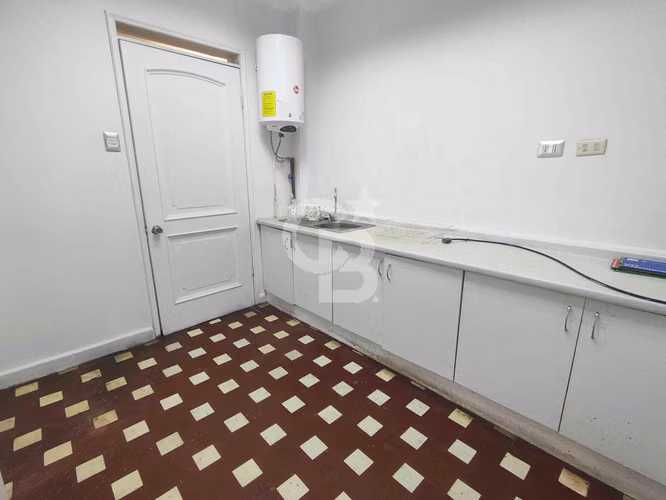Casa Oficina para Clinica Veterinaria o Salud,