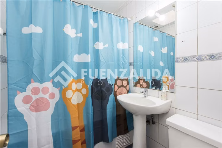 Acogedora casa en calle tranquila Las Condes - Imagen 14