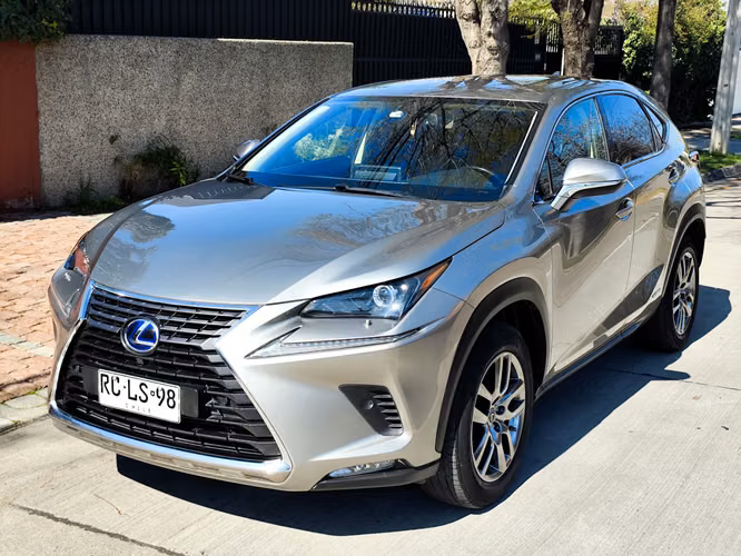 LEXUS NX300 H