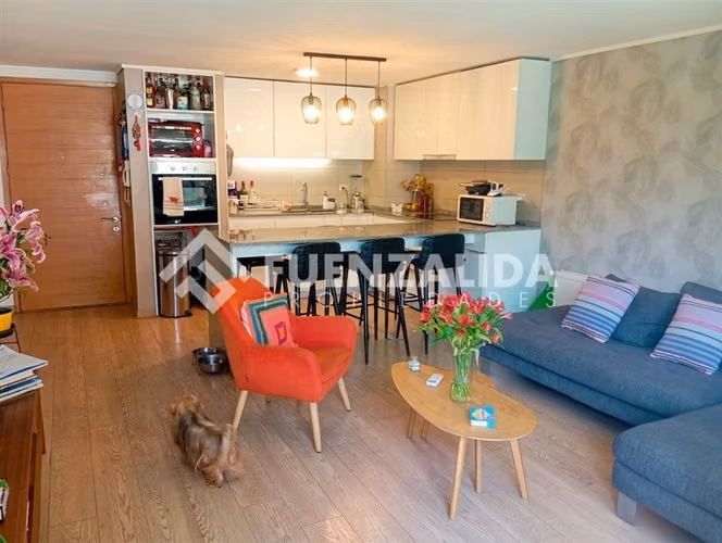 Departamento 3D/2B con gran patio privado - Imagen 2