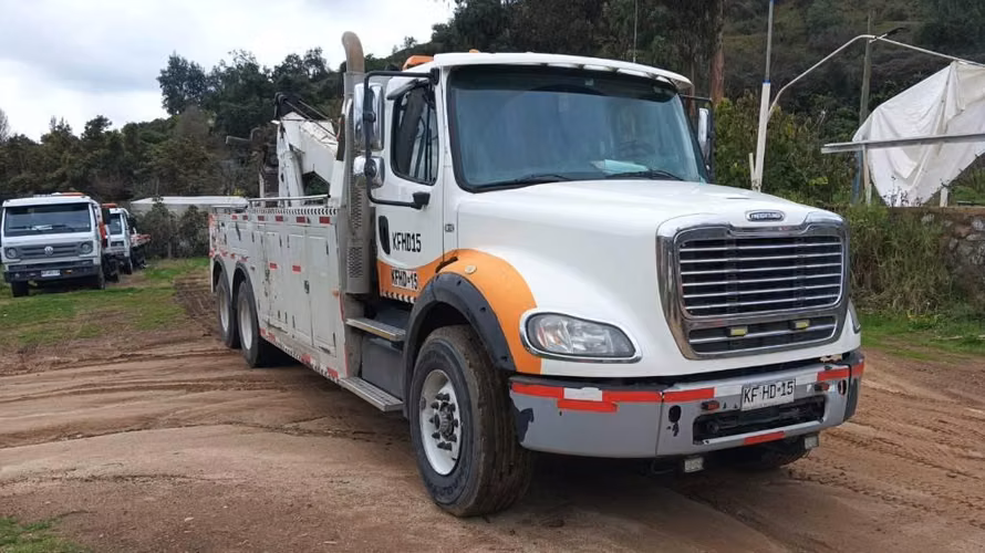Freightliner M2 112