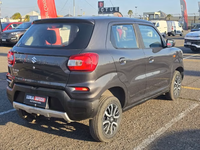 SUZUKI S-PRESSO 2023