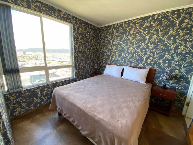 SE VENDE BONITO DEPARTAMENTO EN COQUIMBO A PASOS DE LA AV. DEL MAR - Imagen 10