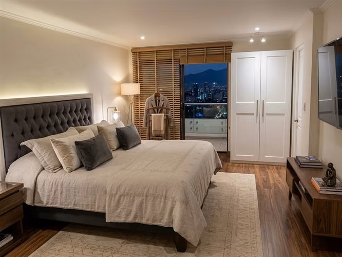 Departamento en arriendo de 2 dorm.Frente Parque Arauco