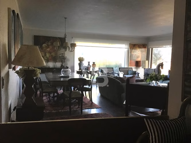 Casa Elegante: Venta o Renta, Excelentes Características