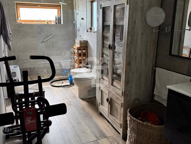Casa Elegante: Venta o Renta, Excelentes Características