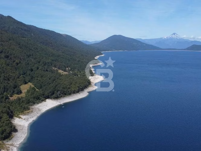 Terreno en Lago Caburgua - Pucón