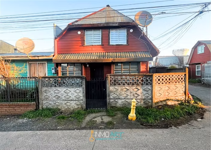 Casa en venta de 2 dorm + depto interior, V. Andina, Temuco
