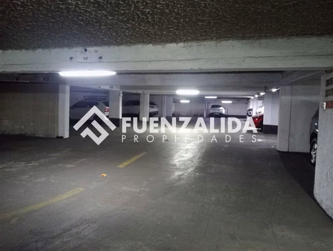 Venta estacionamiento moneda