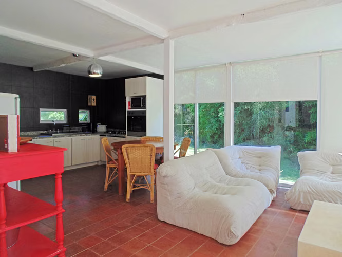 Casa en Lago Rapel con piscina y salida al lago para 10 personas