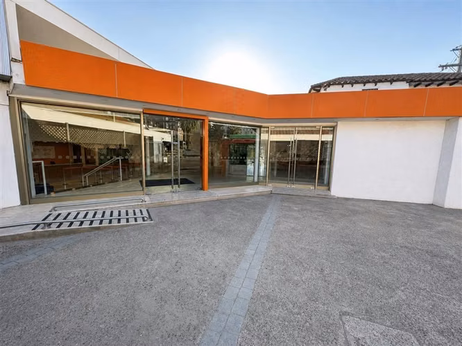 Local Comercial en arriendo en Las Condes
