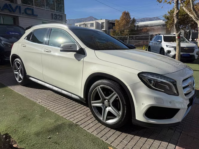 MERCEDES BENZ GLA 250 2.0 4MATIC 4X4 AT 5P. (2015) - Imagen 4