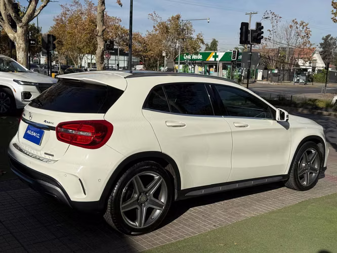 MERCEDES BENZ GLA 250 2.0 4MATIC 4X4 AT 5P. (2015) - Imagen 3