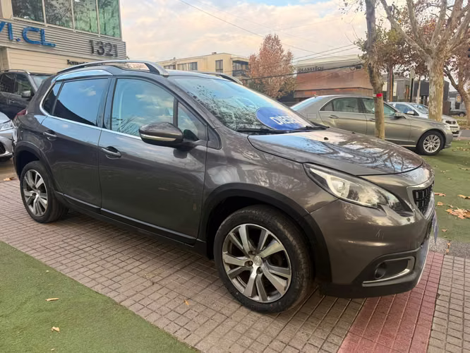 Peugeot 2008 BLUE HDI 100 1.5 (2020)