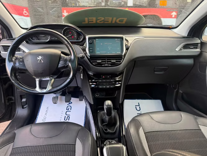 Peugeot 2008 BLUE HDI 100 1.5 (2020)